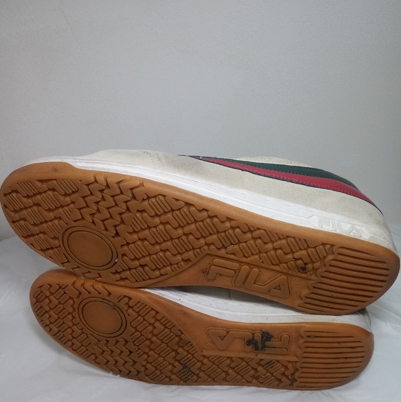 Fila athletic shoes. ➗ - Picture 7 of 7